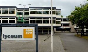 School aan zee
